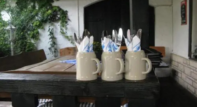 Hotel Restaurant Bayernstube, Забронировать Отель Тёнисфорст Фирзен