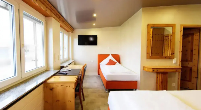Трёхместный номер Standard Hotel Bohn