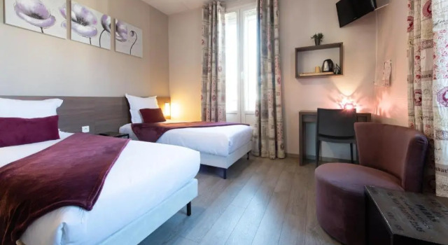 Atipik Hôtel, Забронировать Отель Отели Озера Анси с завтраком, Завтраки