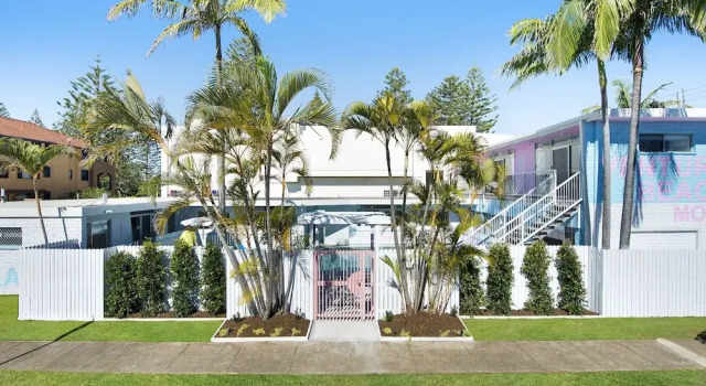 Ventura Beach Motel 2 Bedroom Poolside 4, Prenota Motel Hotel a Queensland con parcheggio, Parcheggio