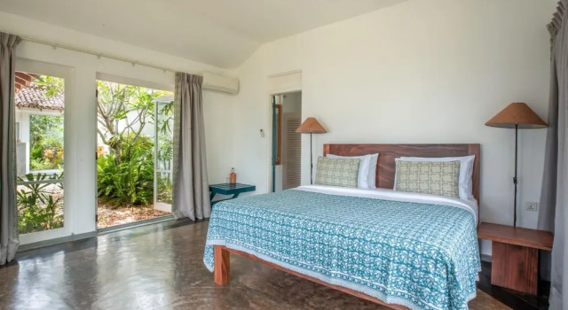 Spectacular Hilltop Beach Villa Located Next To A Surf Break, Book Villa Villaer i Dikwella, Villa