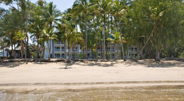 Апартаменты Agincourt Beachfront Apartments