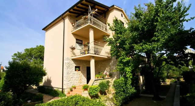 Апартаменты Apartment Šare