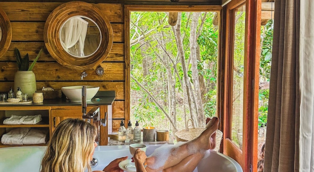 Номер Luxury Summerfields Rose Retreat and Spa