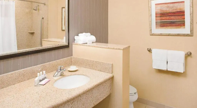 Номер Standard Courtyard by Marriott Paso Robles