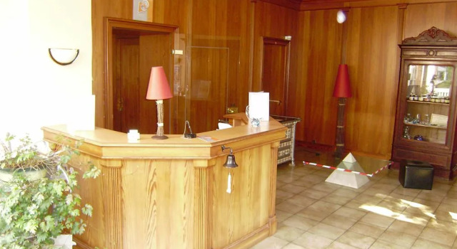 Auberge Des Mésanges, Book Hostel  