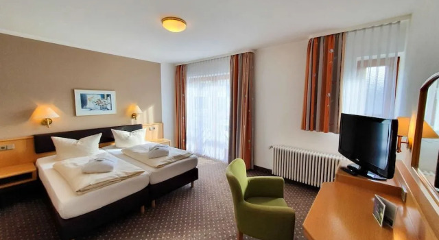 Hotel & Gasthof Zur Linde, Reserva ahora Hotel Kipfenberg Altmühltal