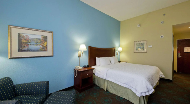 Двухместный номер Standard Hampton Inn Martinsburg South-Inwood