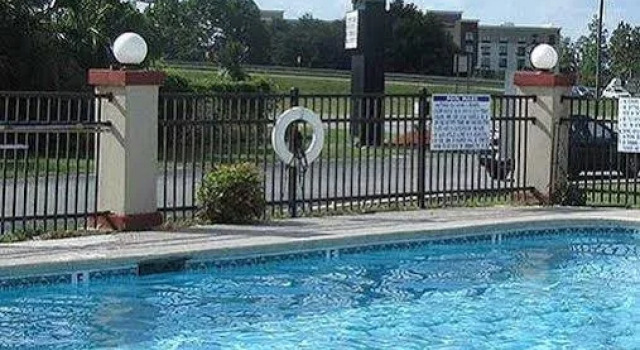 New Valdosta Inn and Suites, Забронировать Отель Валдоста Джорджия