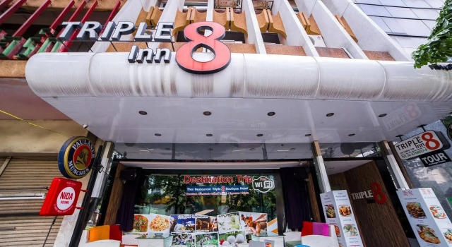 Triple 8 Inn Bangkok, Забронировать Отель Отели Бангкока с бассейном, рядом с Мемориальная больница короля Чулалонгкорна, Бассейн