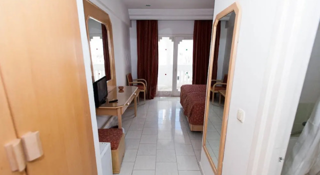 Одноместный номер Standard с балконом City Business Monastir Center