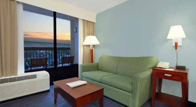 Номер Standard с видом на океан Hampton Inn Cocoa Beach