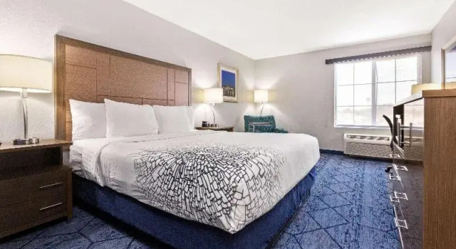 Двухместный номер Standard La Quinta by Wyndham NE Long Beach/Cypress