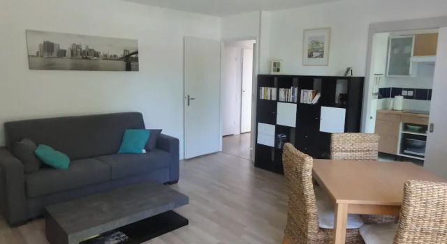 Appartement au cœur du centre ville - Le Teich, Забронировать Апартаменты/квартира Отели Бассен-д'Аркашон с парковкой, Парковка