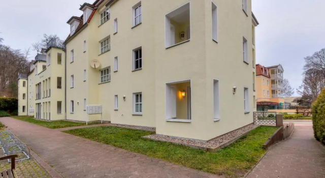 Villa Margot - FeWo 01, Book Villa Bansin Usedom