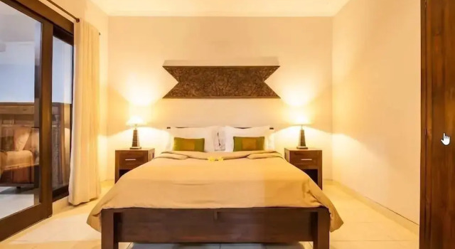 SMV . 10-BR · 10BR Pool Prime Area Walk to Beach and Shops