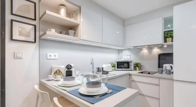 Апартаменты Deluxe Stylish Suite WestEnd
