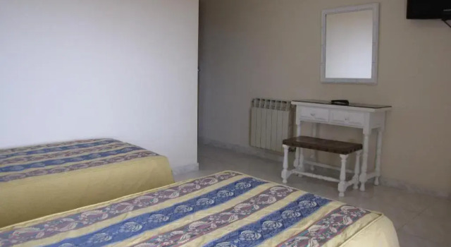 Семейный номер Economy Hotel Ton