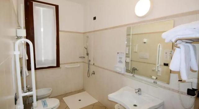 Двухместный номер Economy Hotel Mantegna Stazione, MantegnaHotels