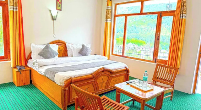 Номер Deluxe Hotel Alpine Himalayan View  Manali