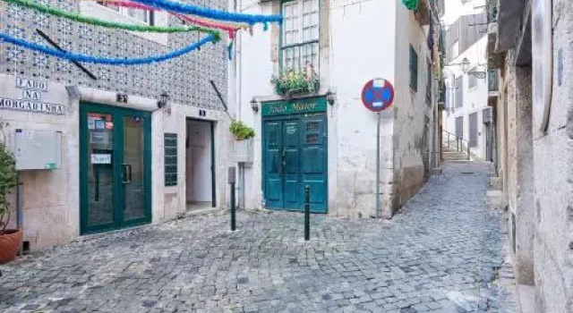 Lisbon Boutique Alfama with Patio 3