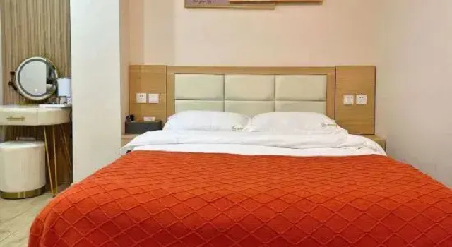 City Homestay (Hezhou Lingfeng Square)