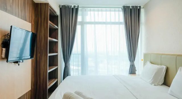 Elegant Studio Apartment at Tree Park City