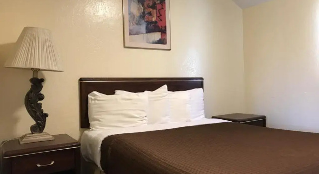 Relax Inn of Medford, Rezerwuj Mini-hotel Mini-hotele w Rogue Valley, Mini-hotel
