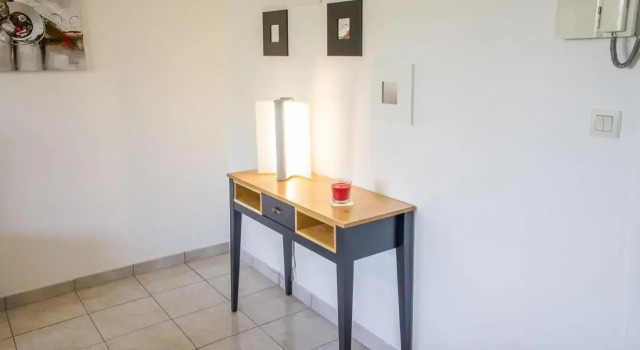 Petit nid douillet Décines, Book Apartment Decines-Charpieu Rhône