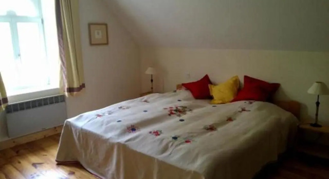 Gite Dureil, 6 pièces, 8 personnes - FR-1-410-208, Rezerwuj Hotel Hotele w Dureil z parkingiem, Parking