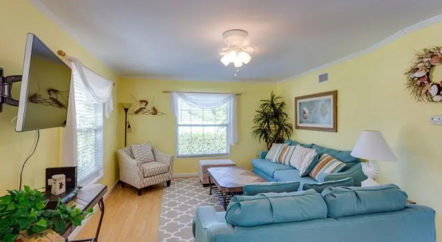 Moon Beach Cottage