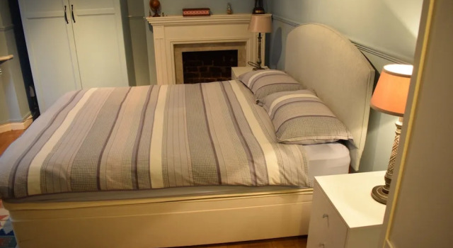 Spacious 1 Bedroom Apartment With Garden, Varaa Huoneisto Asunnot kohteessa Merseyside, Huoneisto