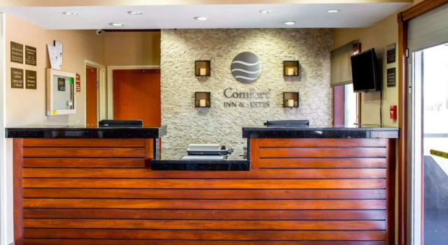Comfort Inn & Suites Coralville - Iowa City near Iowa River Landing