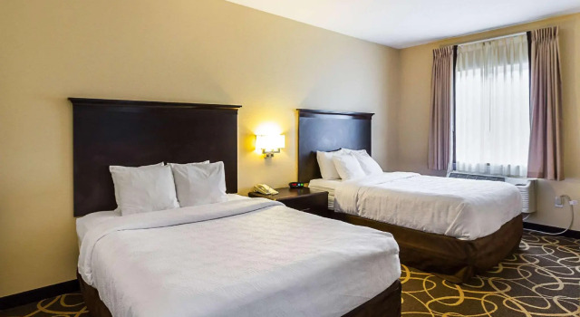 Четырёхместный люкс MainStay Suites Fargo - I-94 Medical Center