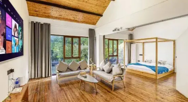 Люкс с видом на реку Yiyun Boutique Inn (Tongli Juepin Design)