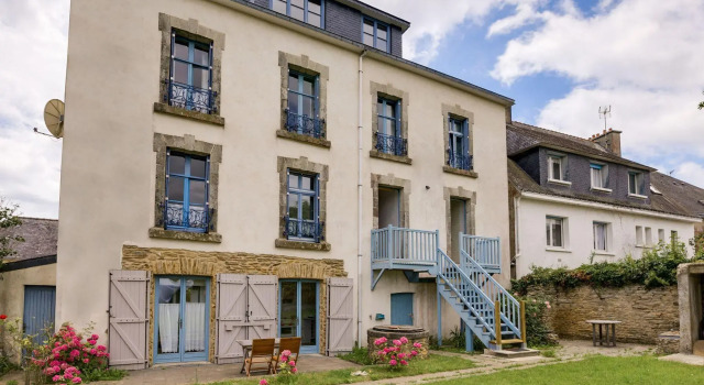 Beachside Family Villa in Le Pouldu, Забронировать Апартаменты/квартира Отели Finistère с парковкой, Парковка