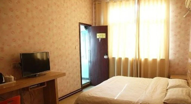 Happy Express Inn, Book Hotel Hotels in Xinjiang with Parking, Parking
