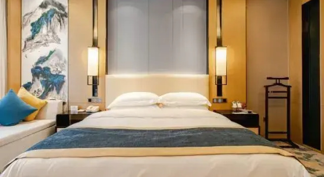 Люкс Minyoun Lia! by Minyoun Hotel (Neijiang High-speed Railway North Station Normal College)
