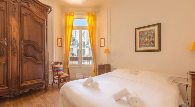 Avenue to the Eiffel Tower, Забронировать Отель 7-й округ: Дом Инвалидов Париж, рядом с Espace Nadeshiko Paris France