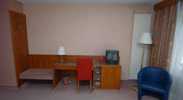 Одноместный номер Standard с балконом Hotel Le Cedre