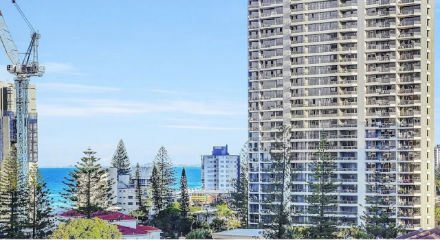 Апартаменты Luxury Surfers Paradise Ocean view