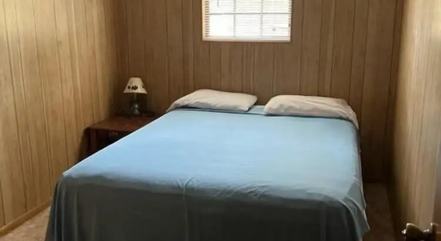 Коттедж с 2 комнатами Rayburn Resorts