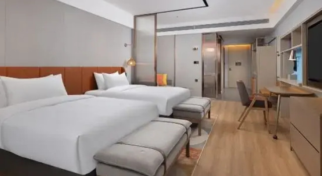 Капсула Deluxe Home2 Suites by Hilton Huaihua Hecheng