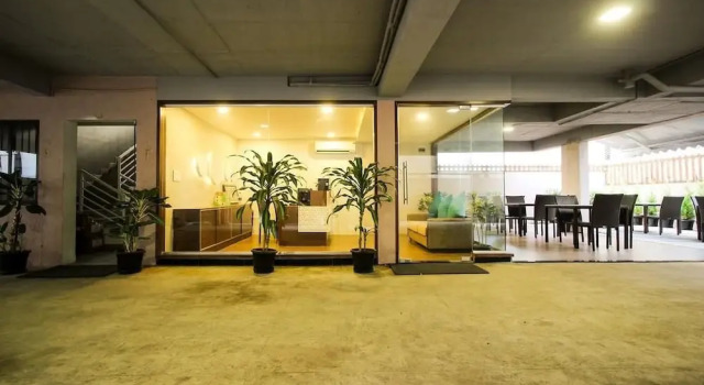 Crest Hotel