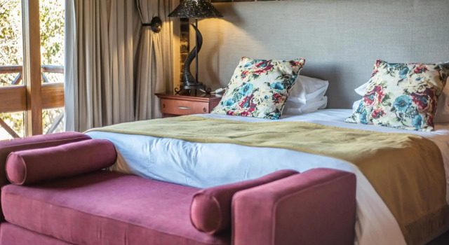 Dinkweng Safari Camp, Book Hotel SPA-hoteller i Waterberg, SPA