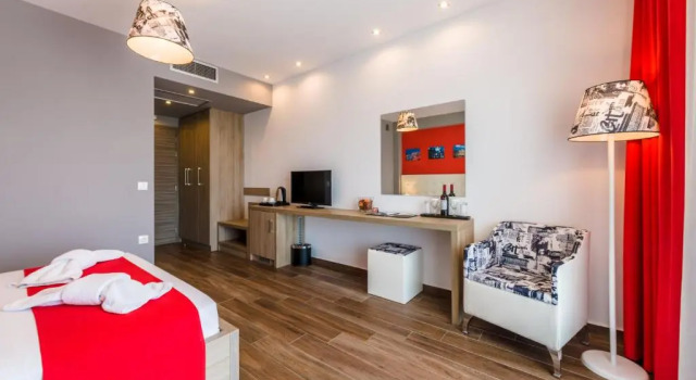Двухместный номер Deluxe с балконом Lagaria Hotel