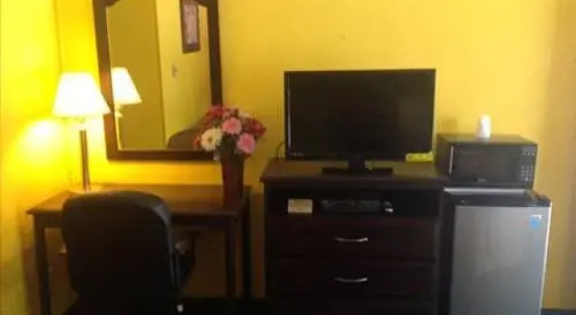 Holly Motel Southampton, Buchen Sie Motel Riverside Maryland