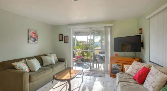 Коттедж Golf, Shop & Relax: Englewood Retreat w/ Lanai!