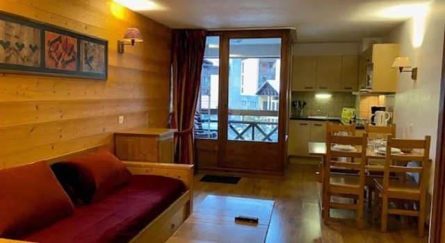 Studio Brides-les-Bains, 1 pièce, 4 personnes - FR-1-512-252, Prenota Hotel Hotel a Alvernia con parcheggio, Parcheggio