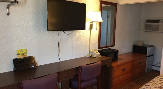 Номер Classic Economy Inn of Bloomington